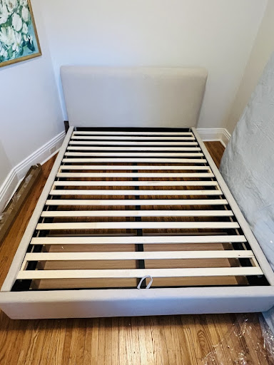 Furniture assembly